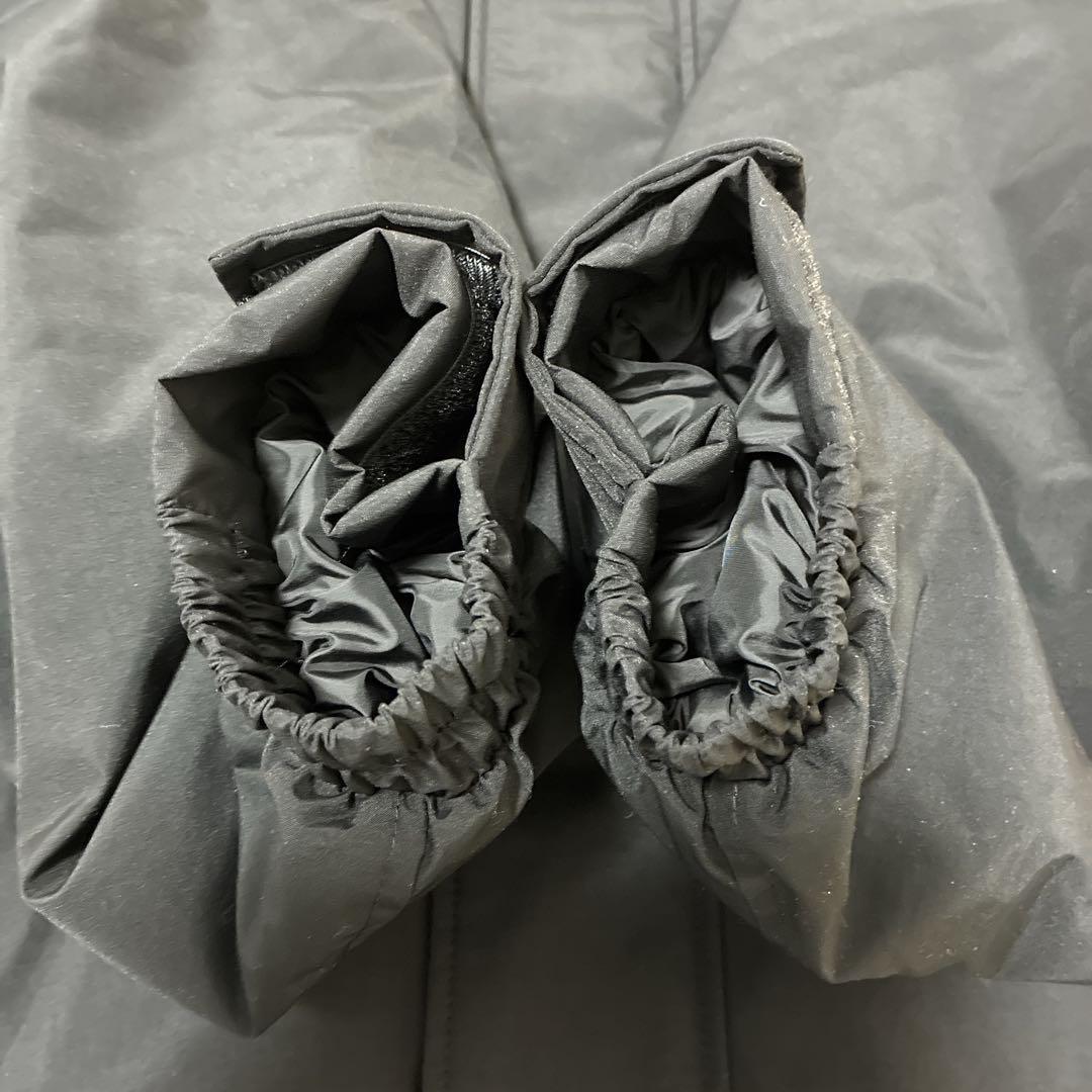 新品タグ付 ユニクロ 防風パデッドコート L ブラック 男女兼用