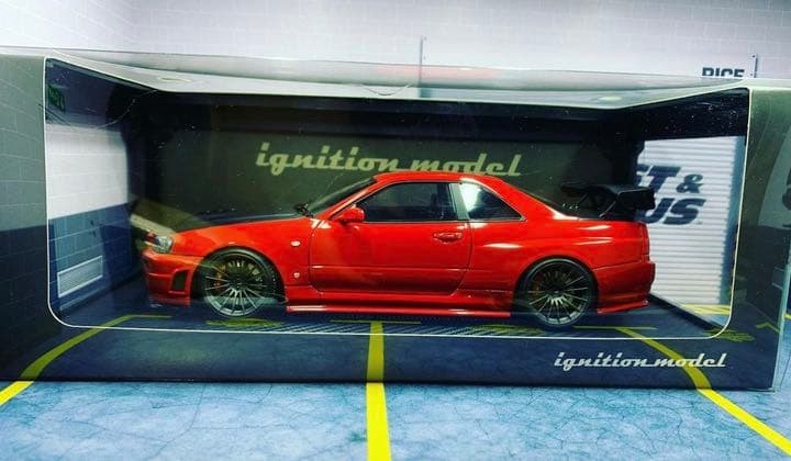 ミニカー GTR 1/18 ignition model GT-R R34 ig1831