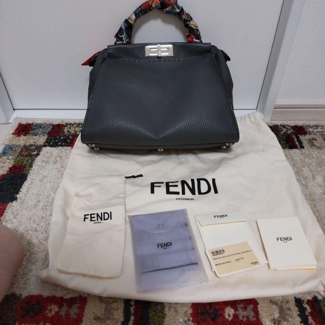 【リア】FENDI I フェンディ ピーカブー セレリア