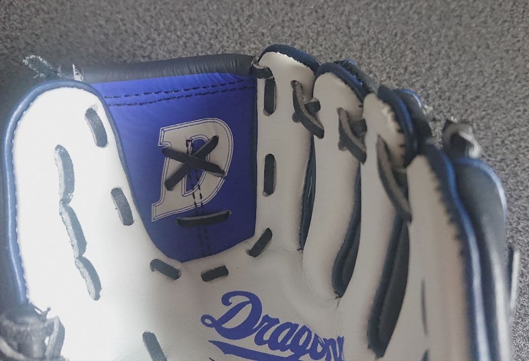 因縁？『ナゴヤ10.8』関係選手・寄せ書き直筆サイン入り初期ドアラぬいぐるみ