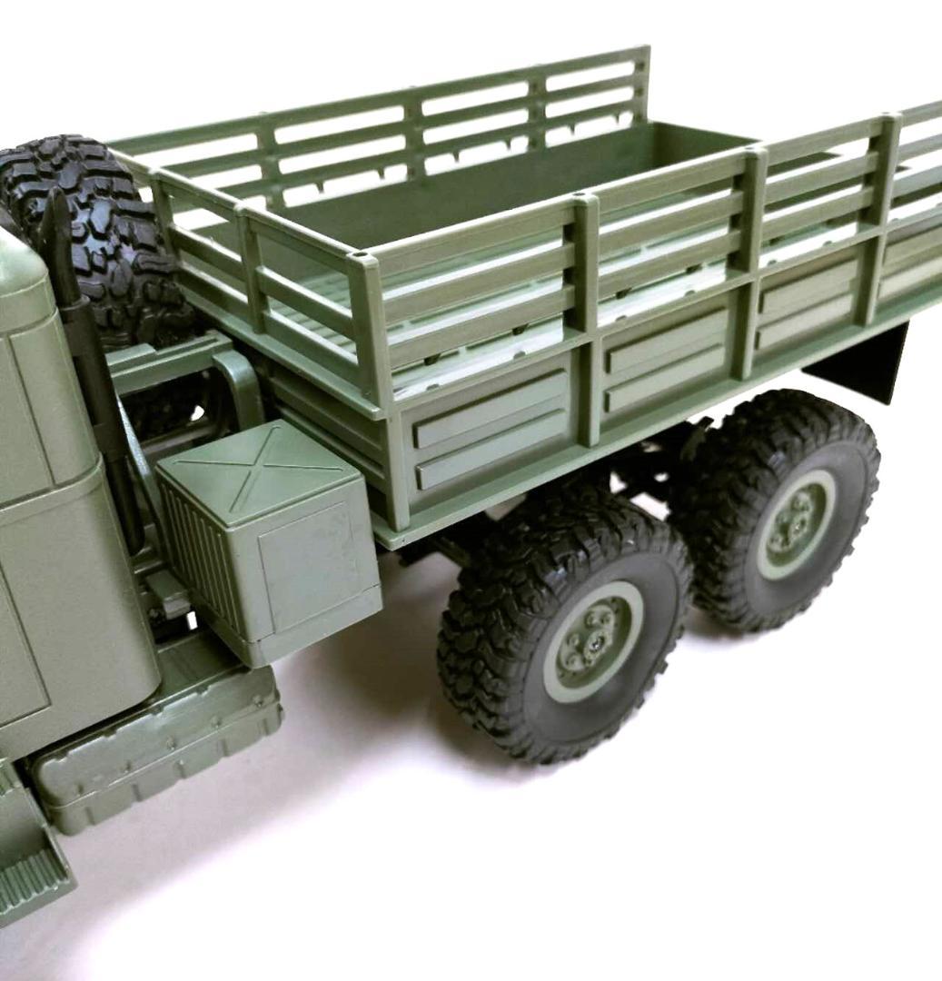 1/6ミリタリートラックラジコン　6輪駆動タイプ　WPL　B-16