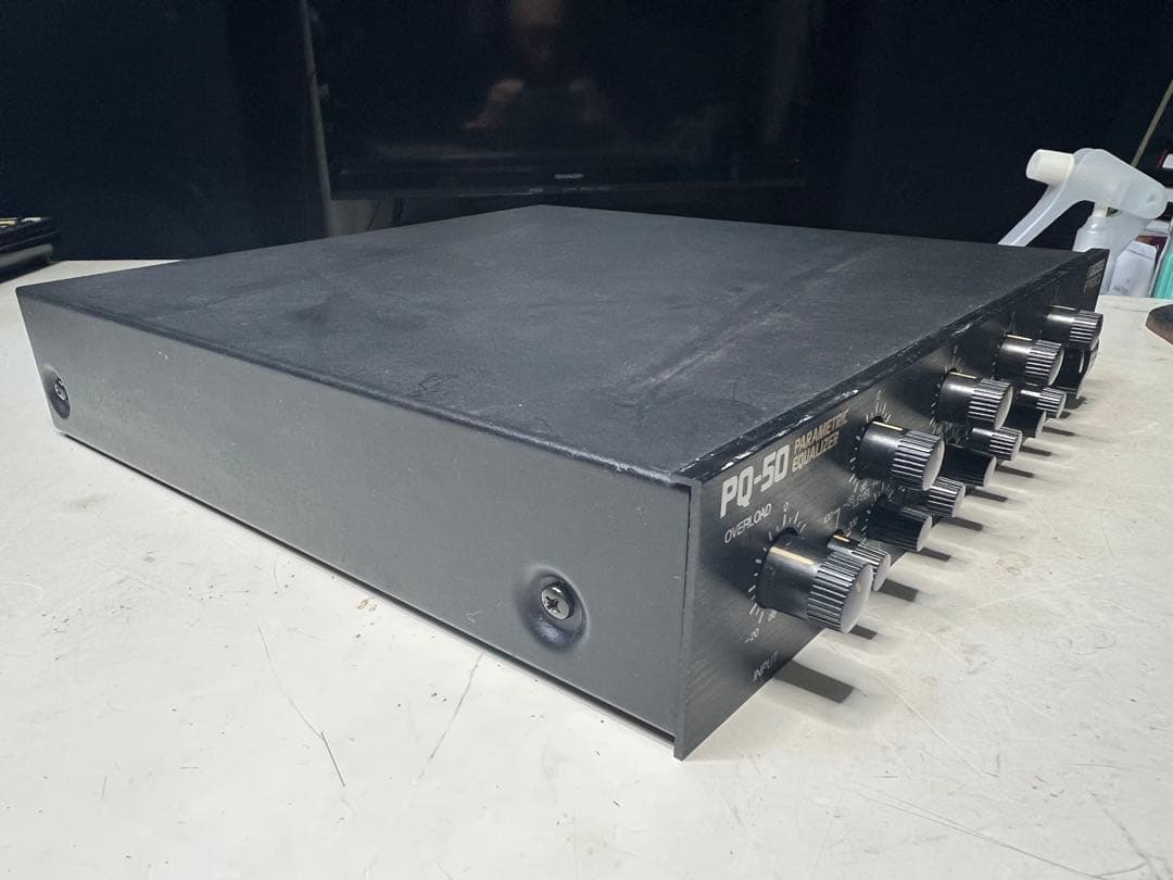n*9様 BOSS パラメトリックイコライザー PQ-50 動作確認済み 本体の