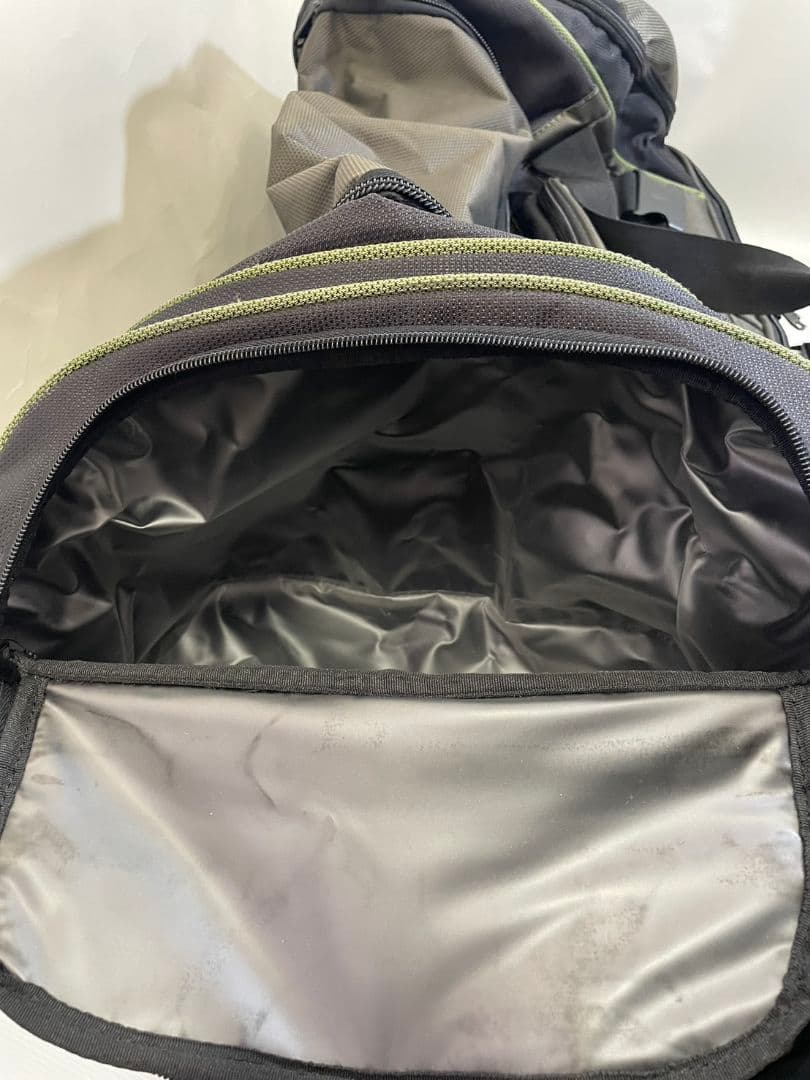 FUL　キャリーバッグ　スーツケース　黒