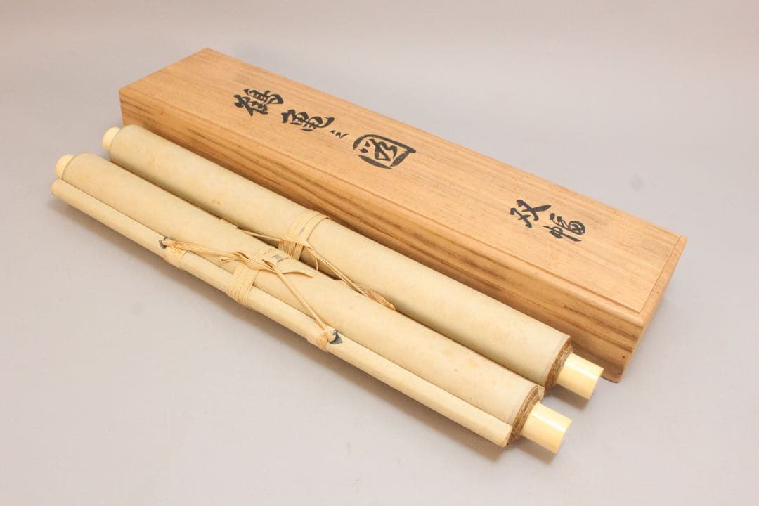 No5313 掛軸　双幅　銘有　国井孝雪　鶴亀之図　絹本　共箱　縁起物　送料無料