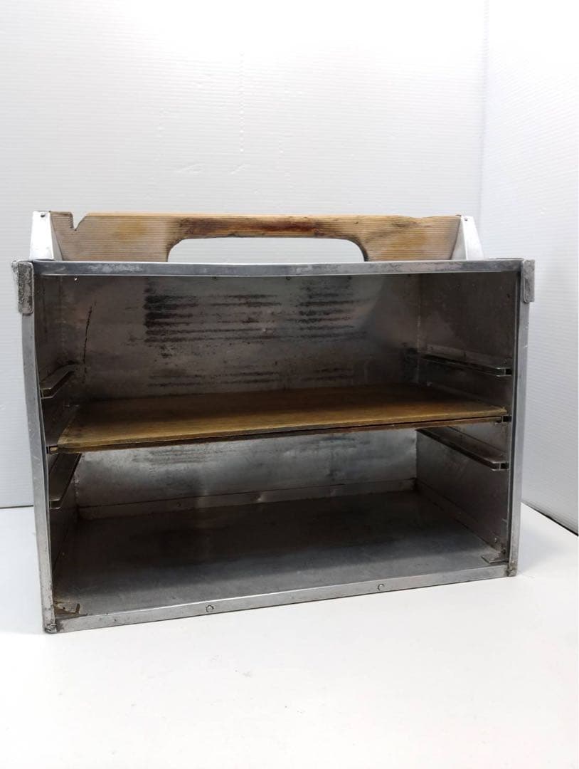 G2170【昭和レトロ】出前用 アルミ製 おかもち (木製棚/持ち手付き)