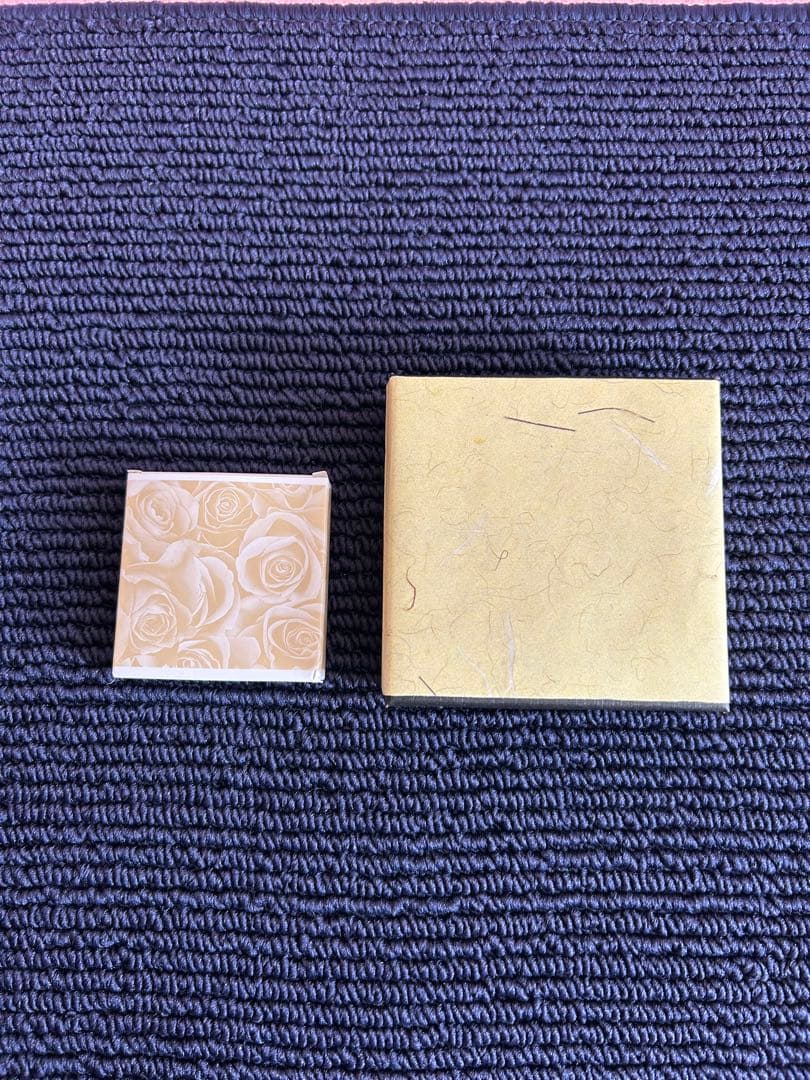 皇居　財布　イエロー ケース　手鏡ゴールド　ダブルミラー　新品　未使用