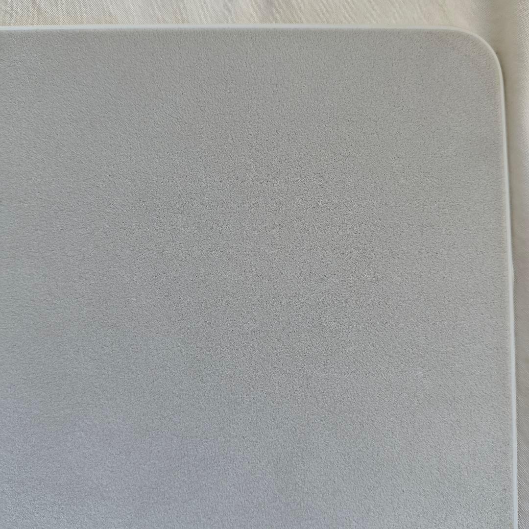 アップル　Magic Keyboard Folio