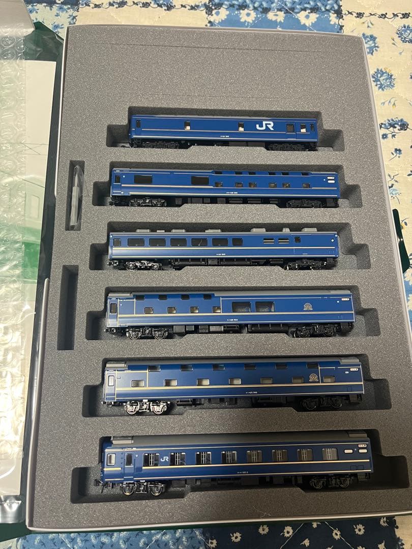 kato 北斗星　基本＋増結セット　ロット違い