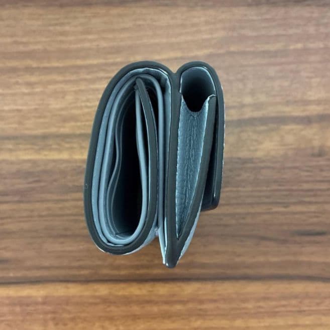 新品未使用　箱付き　コーチ　ミニトライフォールドウォレット　三つ折り財布　グレー