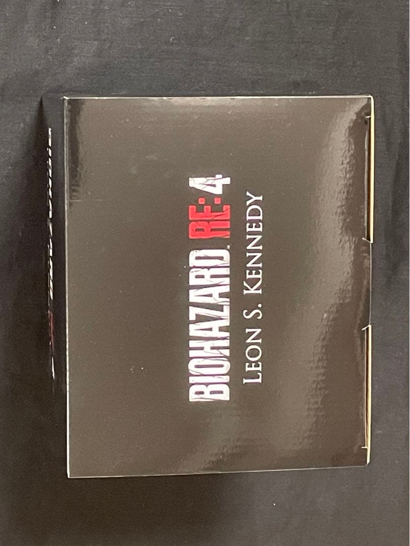 バイオハザードre4 コレクターズエディション レオン フィギュア