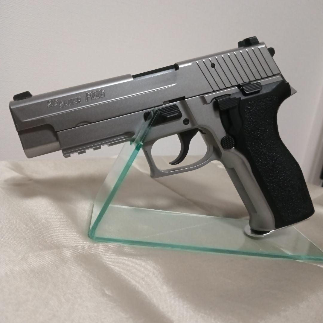 東京マルイ　SIG SAUER P226 E2 ステンレスモデル ガスガン