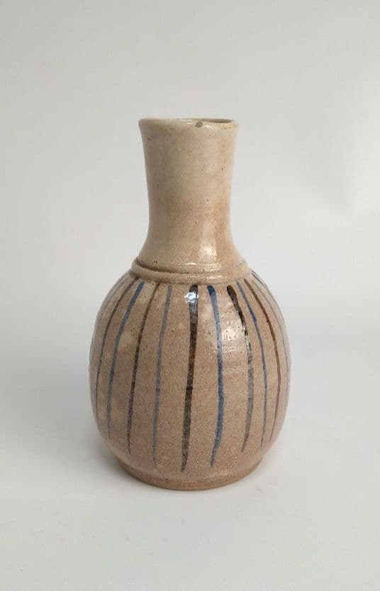 絵瀬戸　徳利　麦藁手