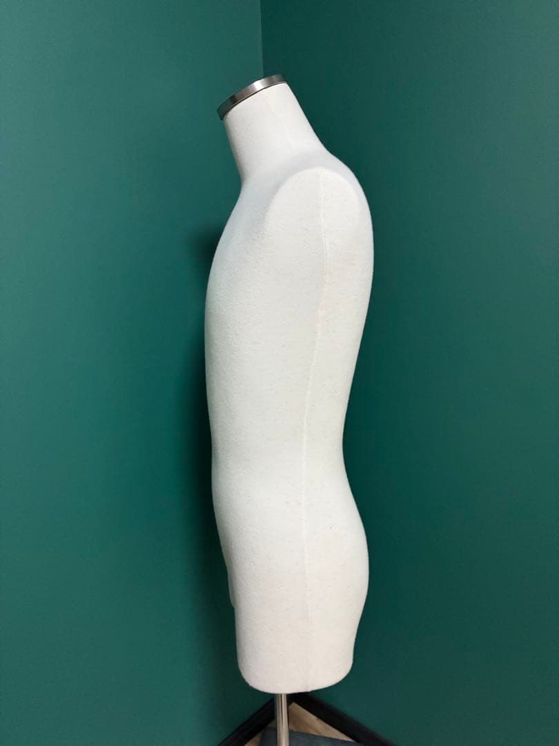 【美品】ステンレストルソー　布製ベージュ　土台付き 男性 撮影用