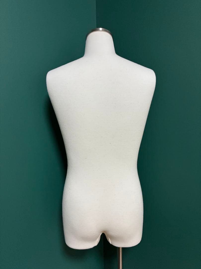 【美品】ステンレストルソー　布製ベージュ　土台付き 男性 撮影用