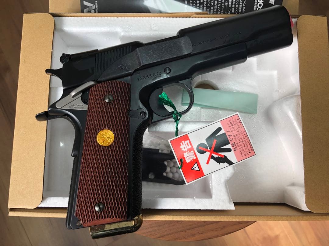 WA ボブチャウ ガンブラックver. ウッドグリップ