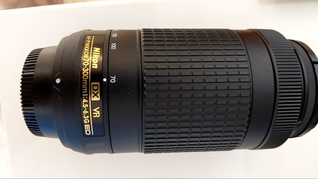 Nikon 70-300mm f/4.5-6.3G ED VR ズームレンズ