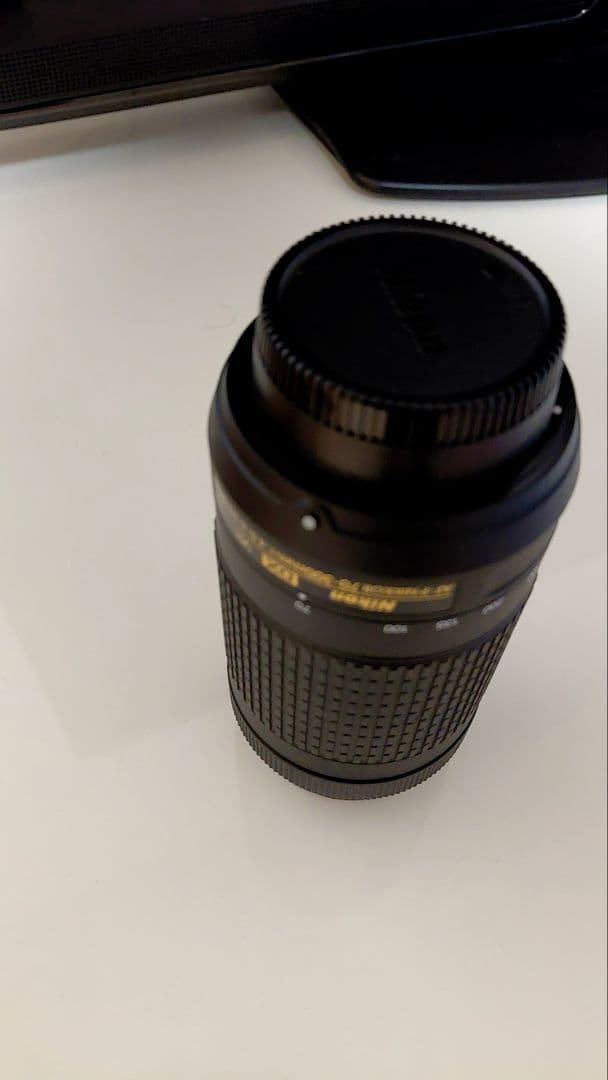 Nikon 70-300mm f/4.5-6.3G ED VR ズームレンズ