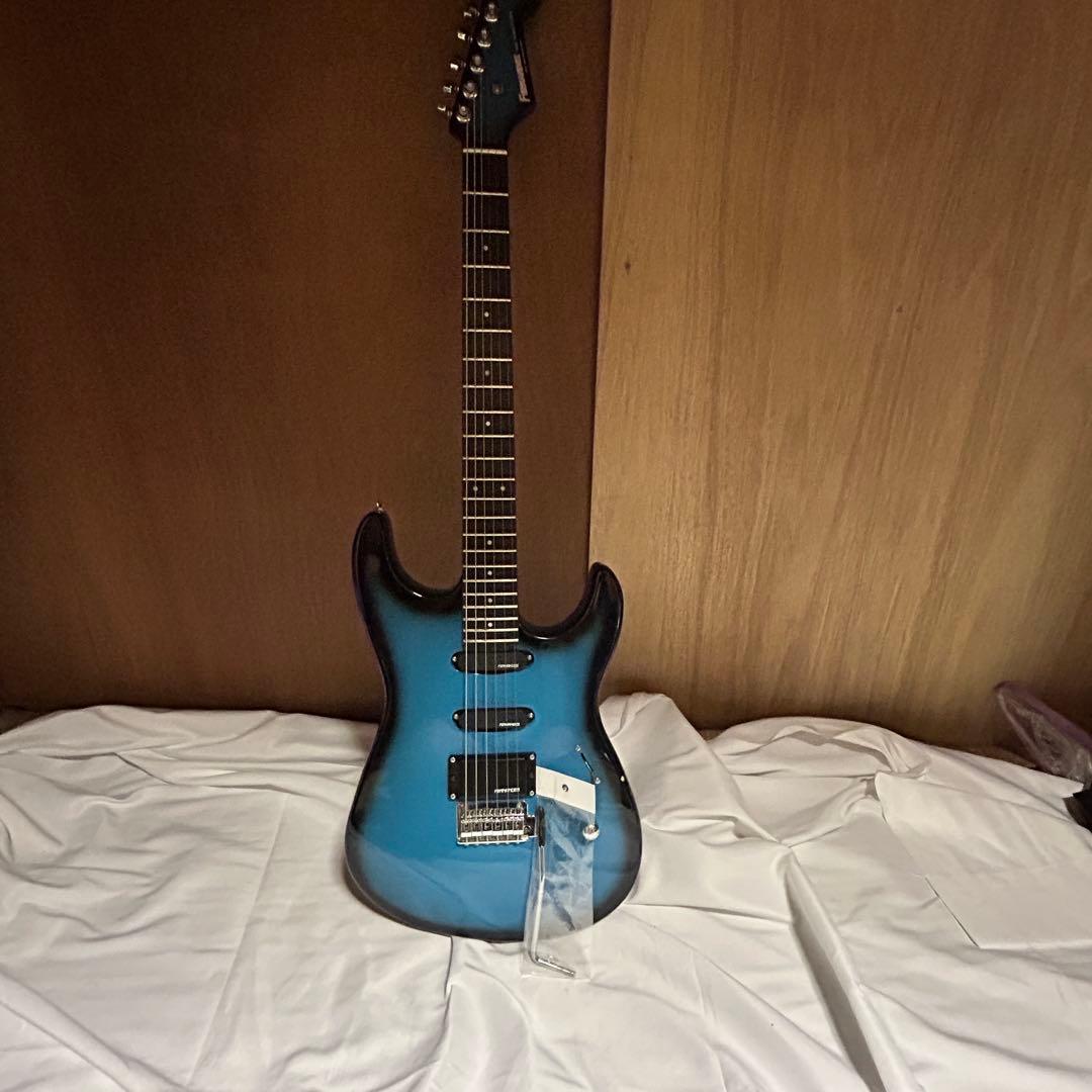 希少カラー Fernandes SSH-40 BBS ストラトキャスターアーム付