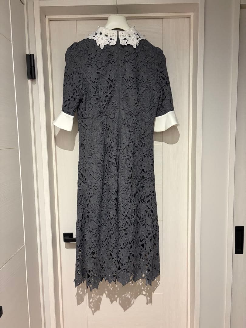 Leja 花柄レースAラインワンピースドレス　グレー