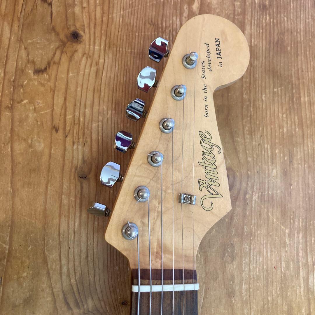 エレキギター　ストラトタイプ