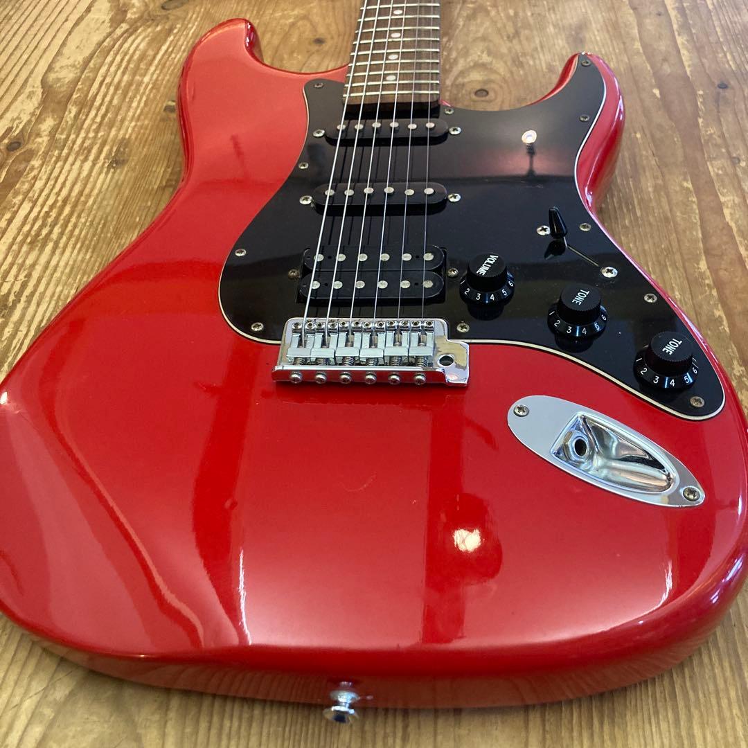 エレキギター　ストラトタイプ