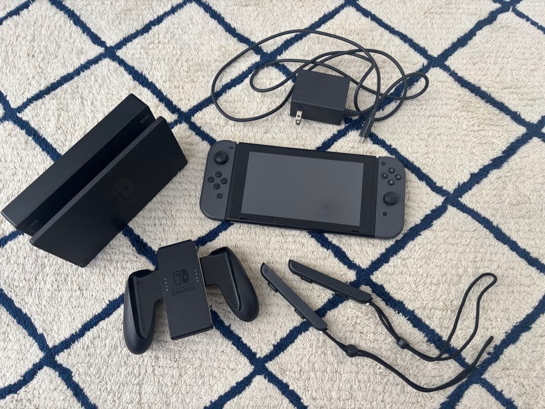 Nintendo Switch ブラック本体 付属品完備