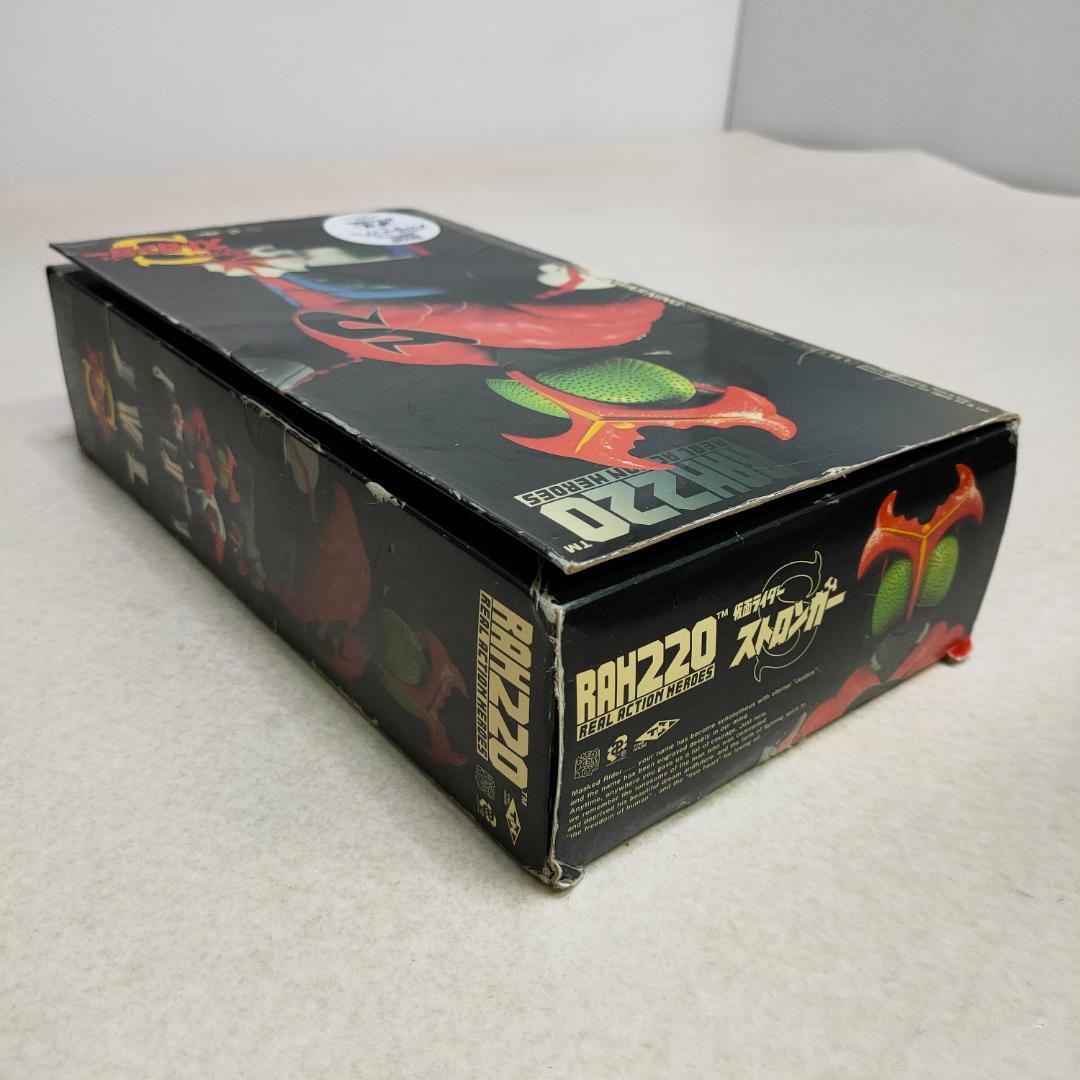 メディコム・トイ RAH220 仮面ライダーストロンガー