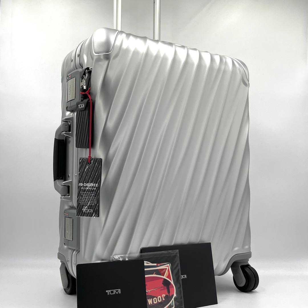 【現行・未使用保管】トゥミ キャリーケース 19ディグリー アルミニウム 35L