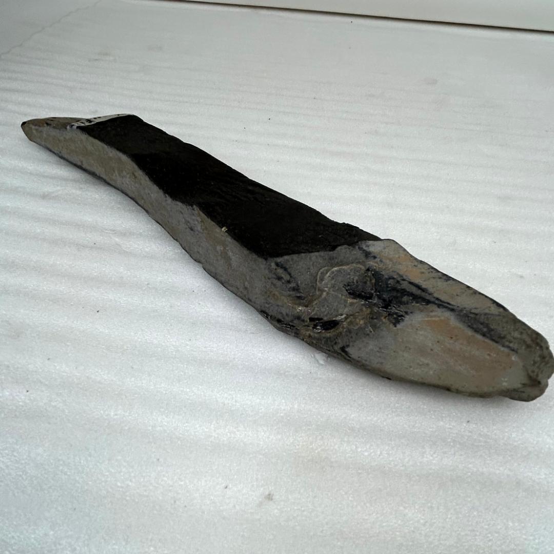 サヌカイト 34㎝ 19㎝ 天然 カンカン石 石琴 たたき棒台座付 楽器 風鈴