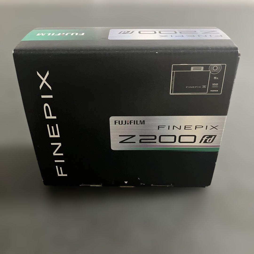 FUJIFILM 富士フイルム FinePix Z200fd レッド ブラック