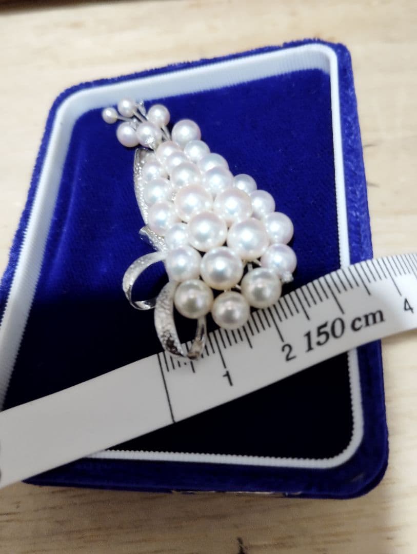 pyonpyonka パールブローチ（A）