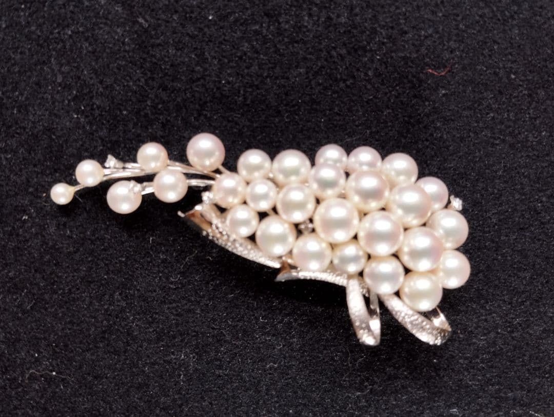 pyonpyonka パールブローチ（A）