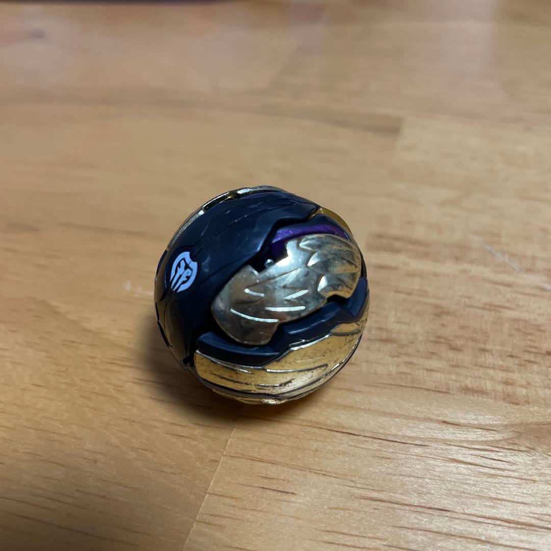 爆丸　BAKUGAN　覇タヴァネル　おまけ有り