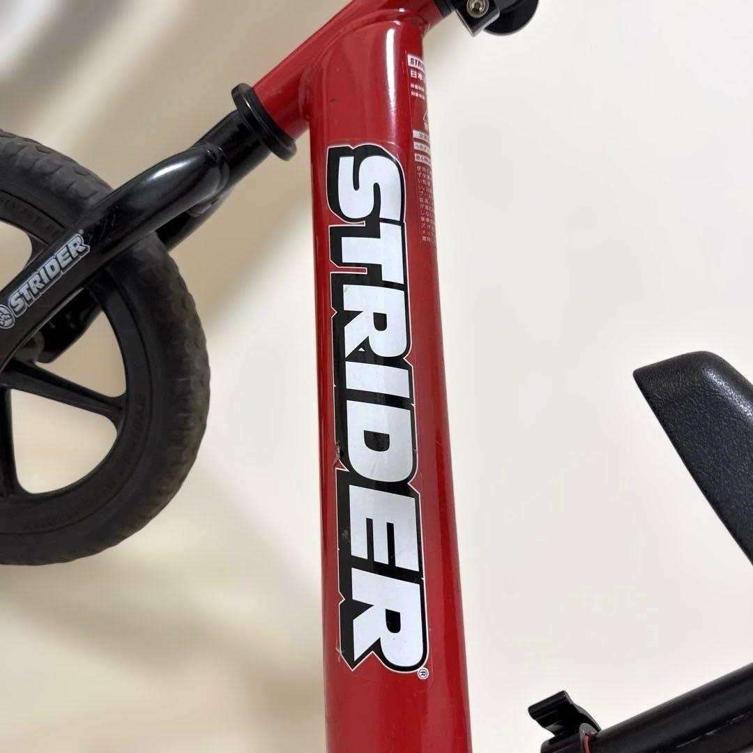 ストライダー　STRIDER スポーツモデル　レッド　12インチ スタンド付