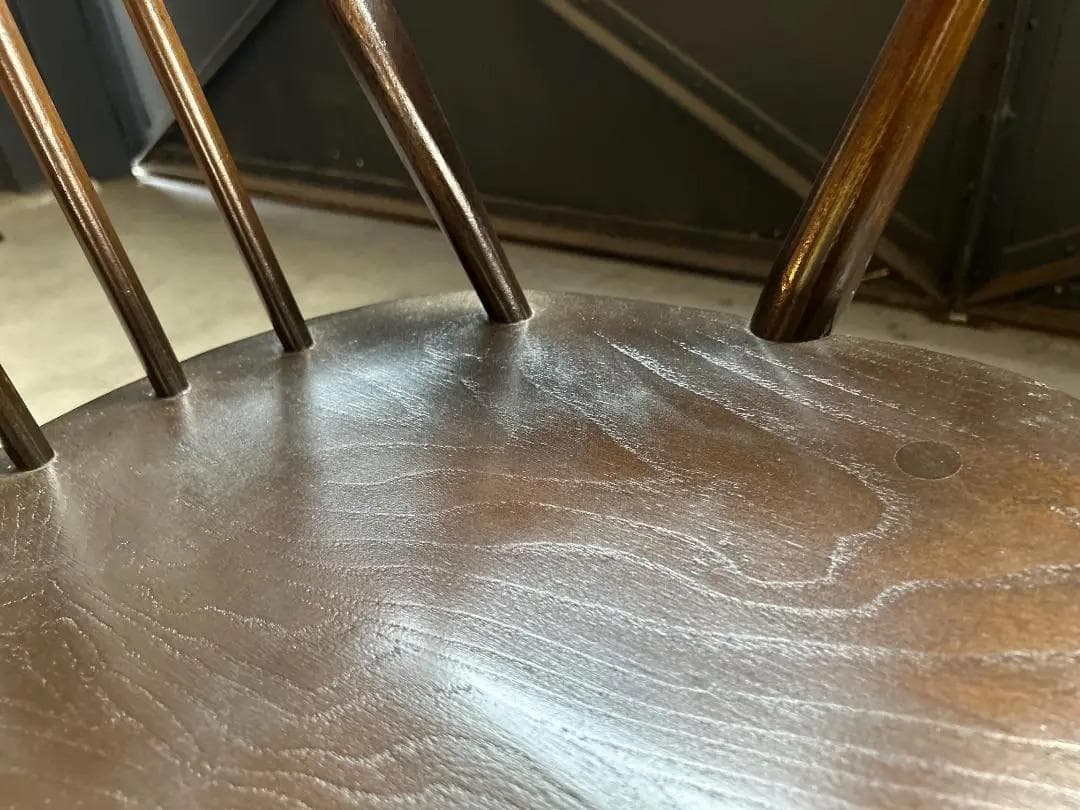 ERCOL / アーコール｜クエーカーアームチェア｜エルム材 ダークブラウン