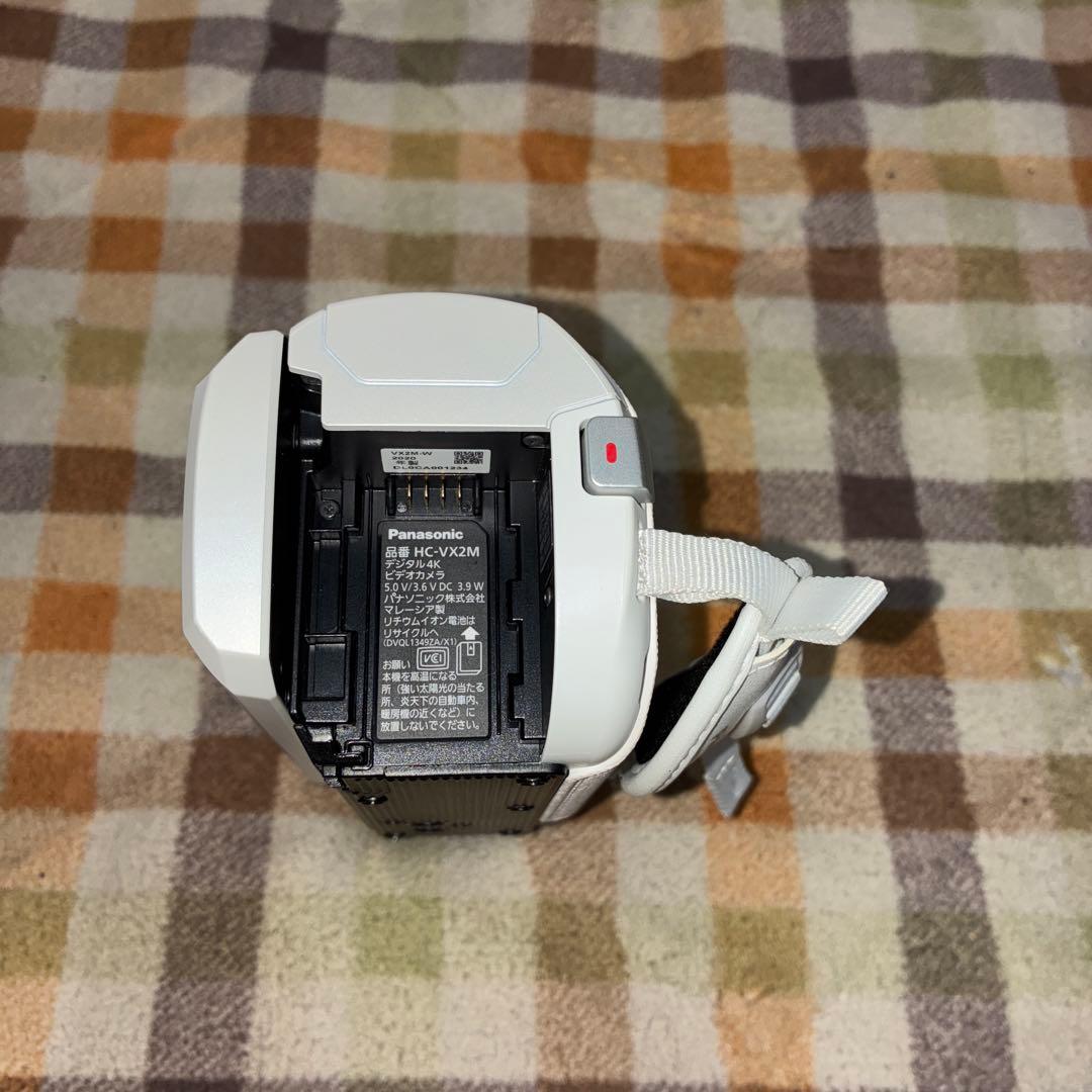 美品【動作ＯＫ】Panasonic　HC-VX2M 4Kカメラ　バッテリー