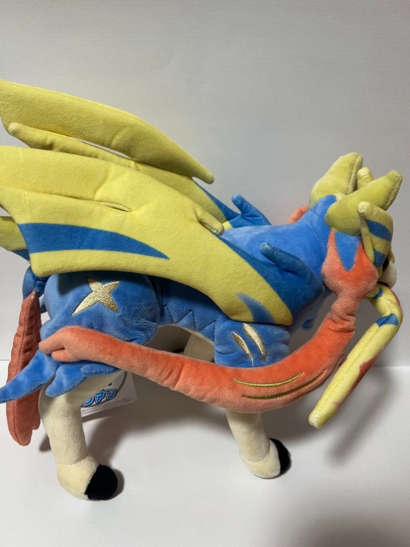 ポケモンセンター限定ザシアン ぬいぐるみ