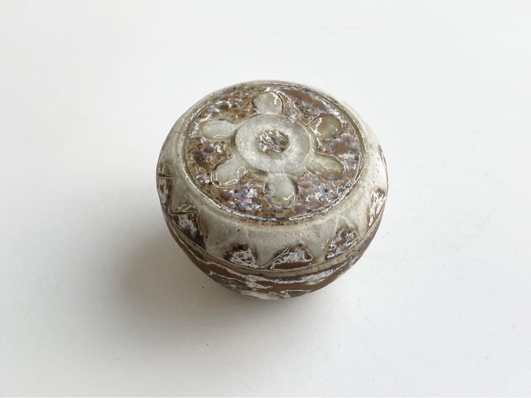 骨董　アンティーク　スンコロク　香合　宋胡録　タイ古陶　スワンカローク　茶道具