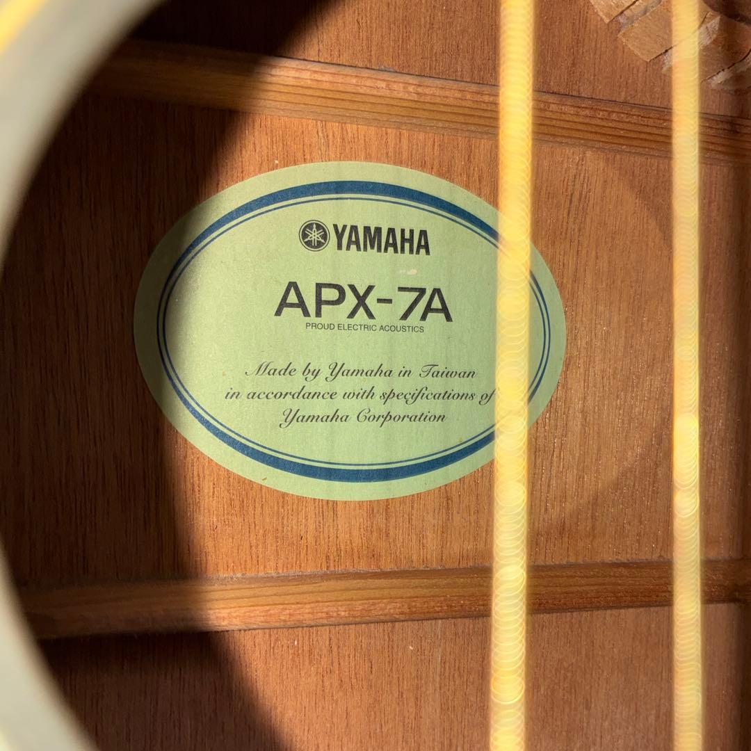 美品　希少　高級エレアコギターYAMAHA APX-7Aトップ単板