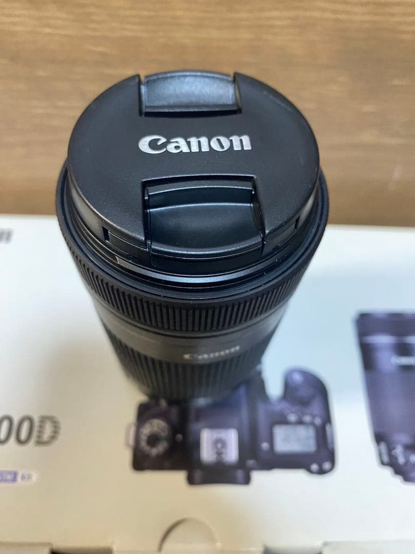 Canonデジタル一眼レフカメラ EOS 8000D ダブルズームキットおまけ付