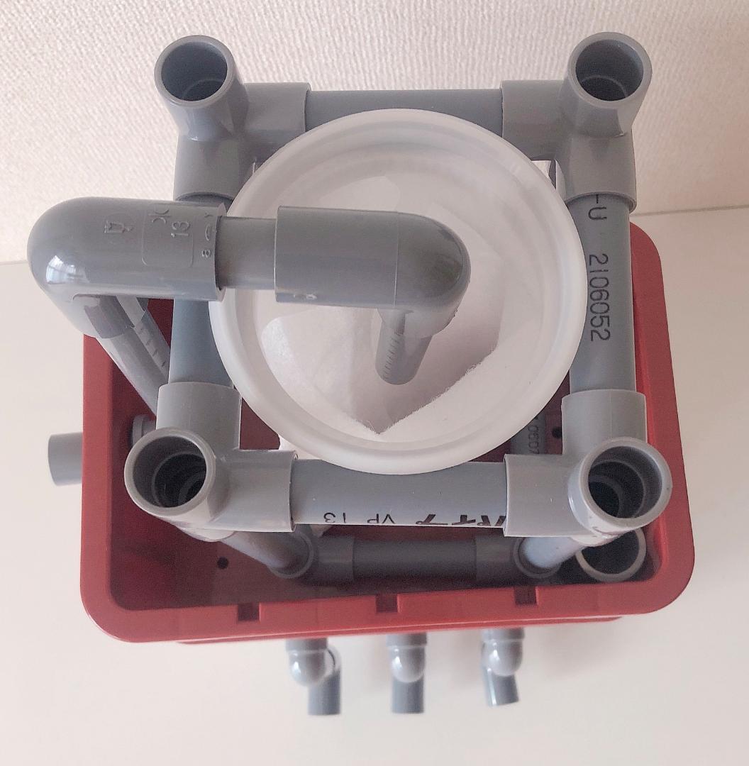 ワインレッドの オシャレな ３段濾過槽 タワータイプ 　浮遊物キャッチャー付き