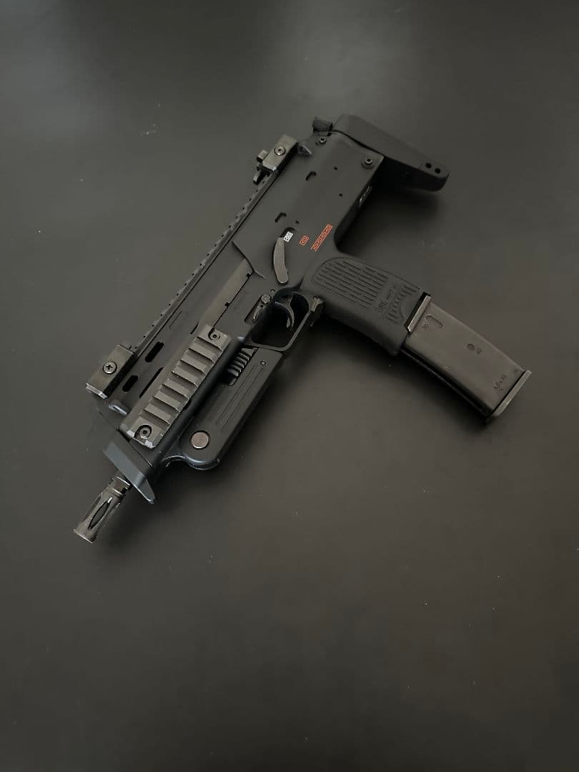 【週末セール/美品】MP7A1 ガスブローバックエアガン　ブラック