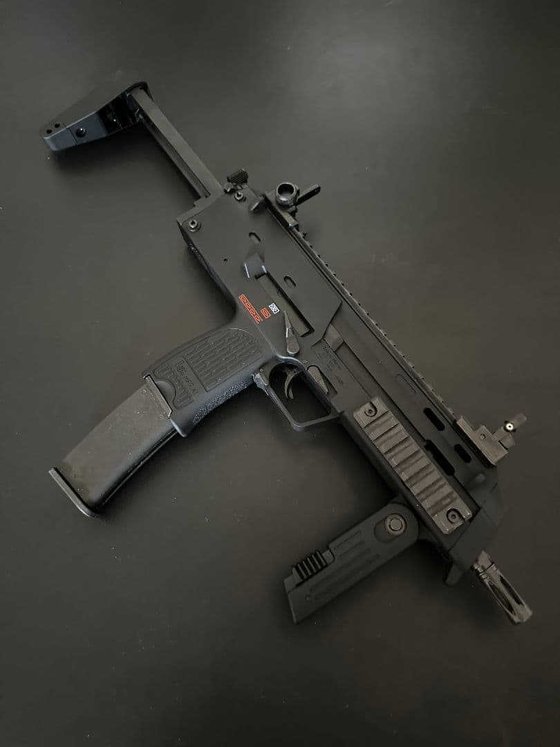 【週末セール/美品】MP7A1 ガスブローバックエアガン　ブラック