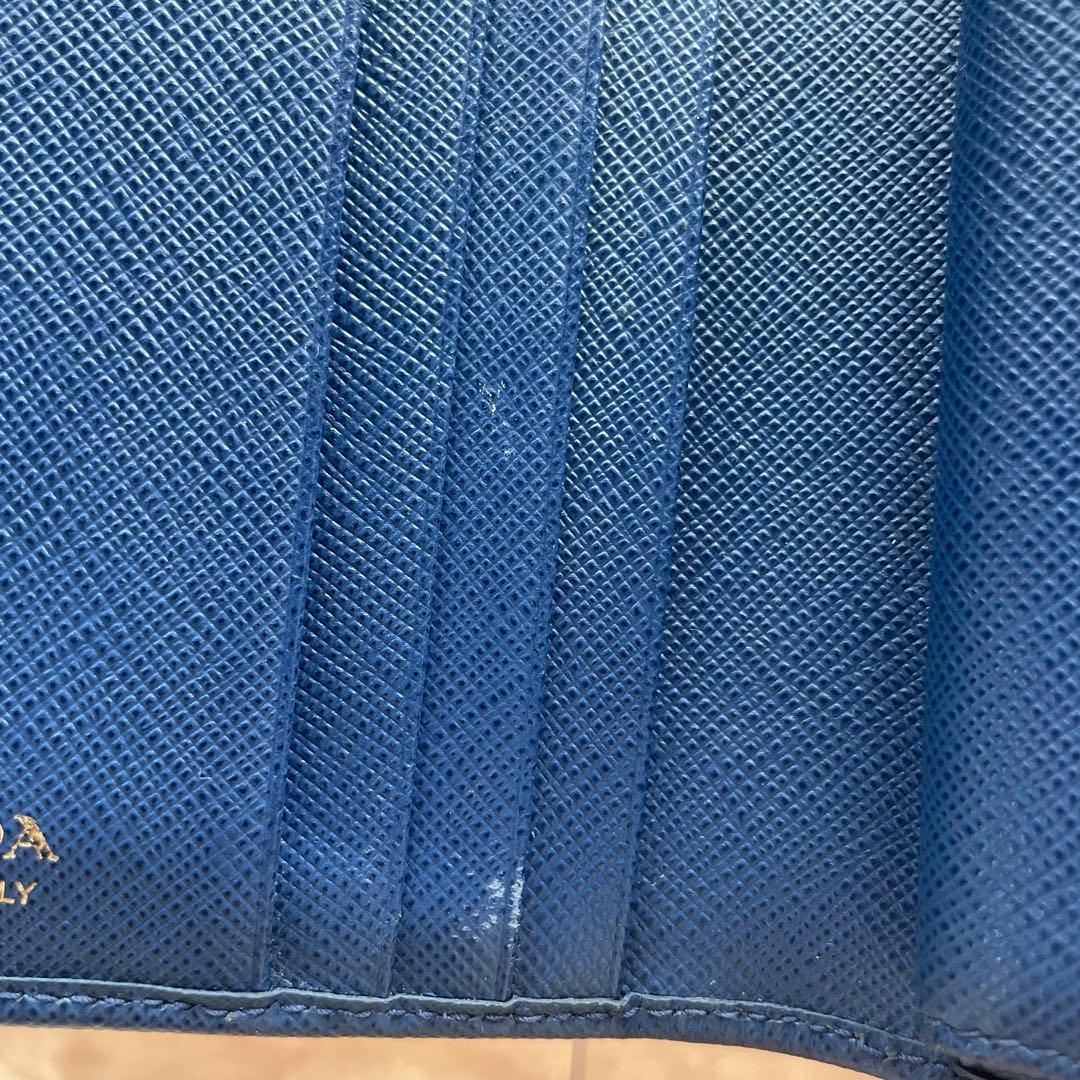 PRADA ネイビー 二つ折り財布 箱付き