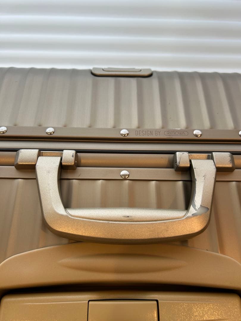 た*い様 リモワ　トパーズ　チタニウム82リットル　RIMOWA