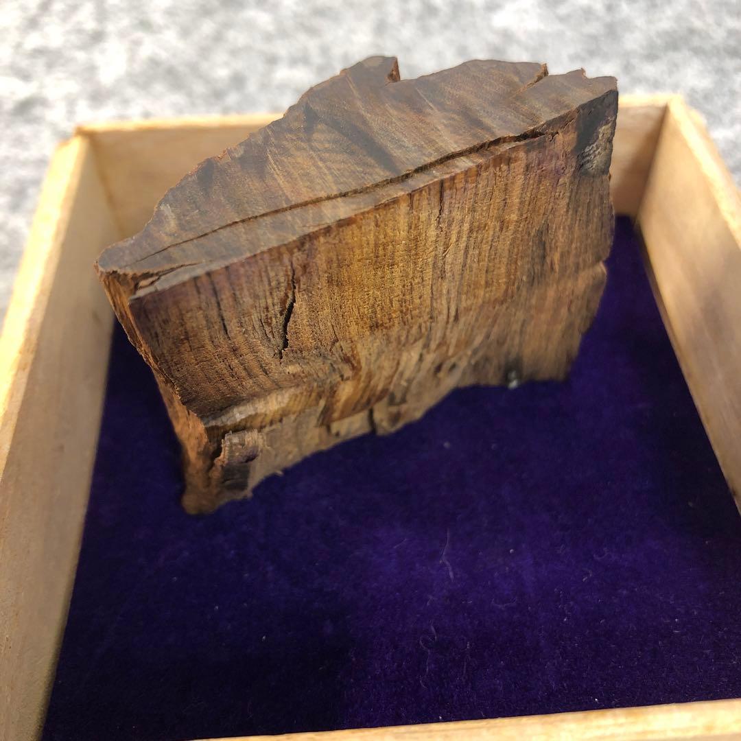 2412−25 高級香木 伽羅 39g 認定印木箱