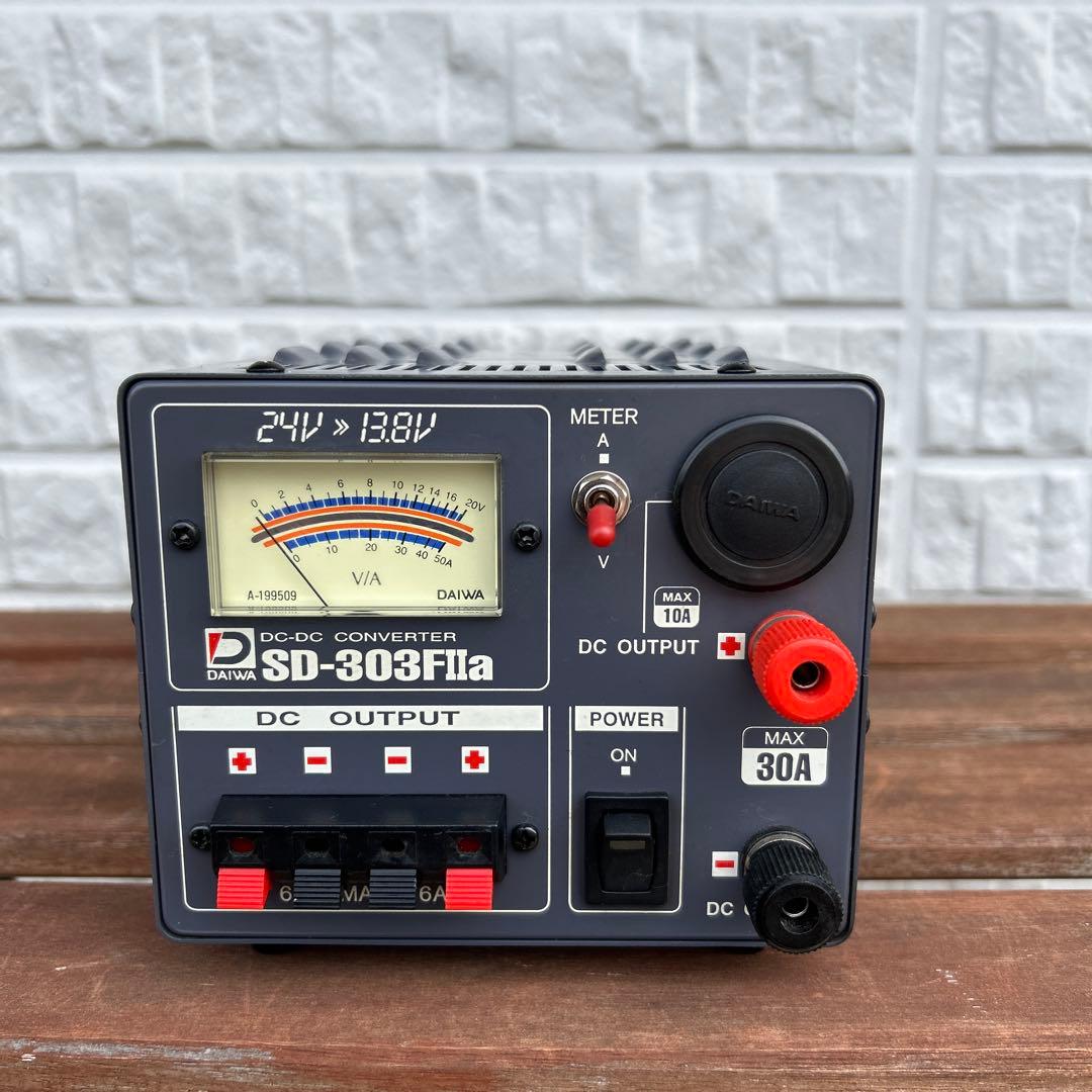 DCDCコンバータ　DC24vから13、8v、MAX３０A DAIWA 製