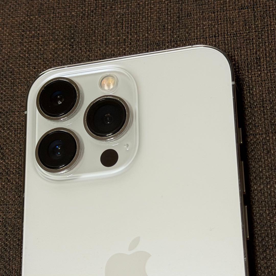 【美品】iPhone13Pro本体 1TB シルバーSIMフリー