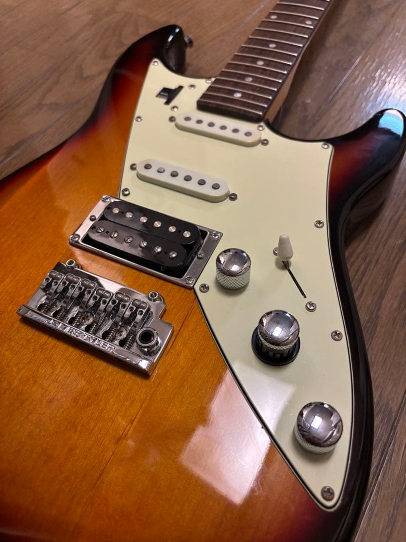 ギター LINE6 James Tyler Variax JTV-69