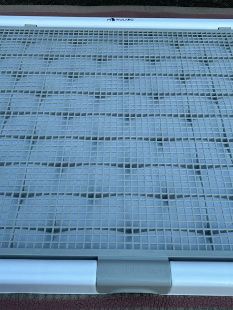 INULABO(イヌラボ) 犬 トイレ トレー 高床式 ホワイトSWサイズ取説付